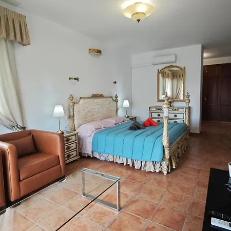 Guest house Flor Del Pato *